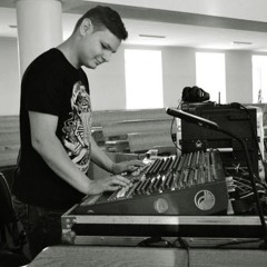 Павел Колесниченко