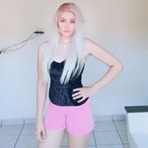 Lia Lopes’s avatar