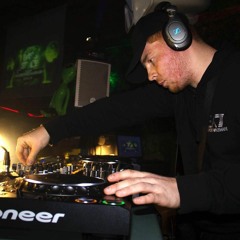 DJ Bazzle