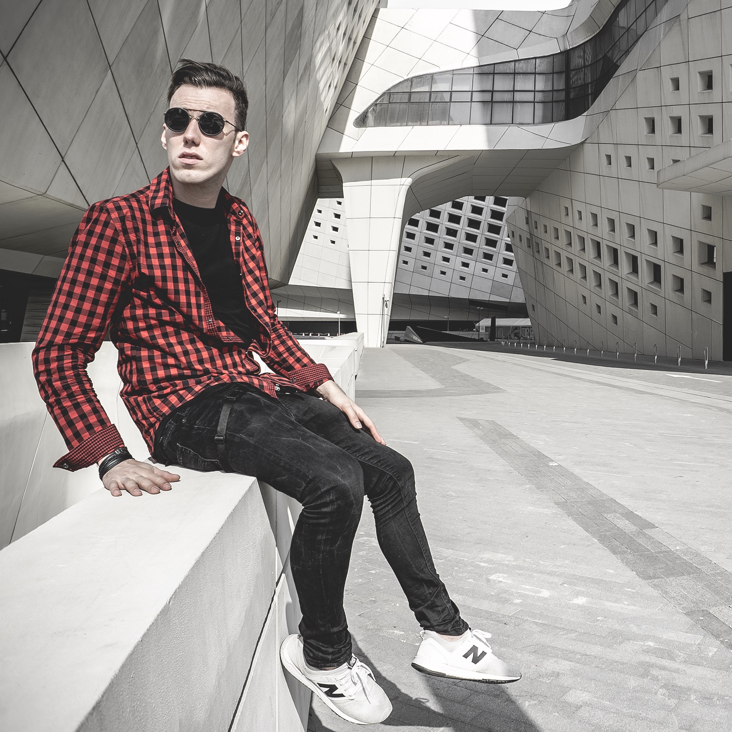Tom Swoon podcast artwork