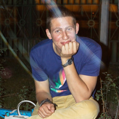 Антон Апостолюк