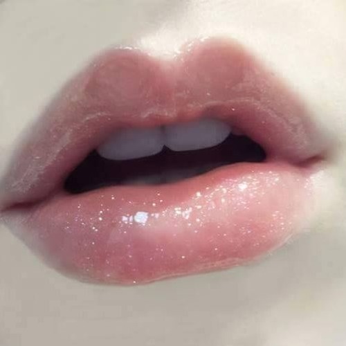 Charming Lips’s avatar
