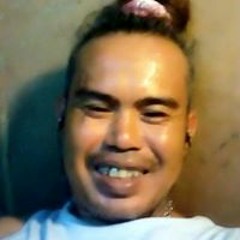 อาทิตย์ กงทอง