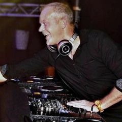 Andrew Summer
