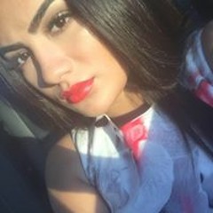 Maria Clara Oliveira