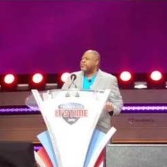 Art Martinez On Building 07 - 17
