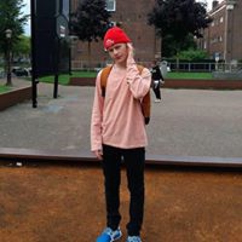 Stream Viktor Logi Ragnarsson music | Listen to songs, albums ...