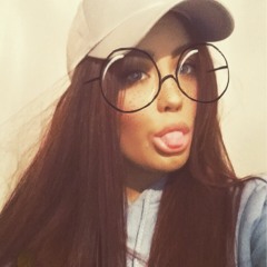 Chloe Evonne McLaughlin