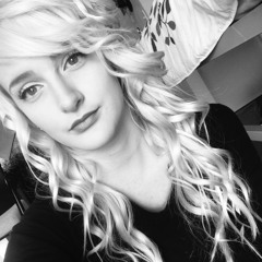 kelliestompy