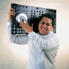 Deejay Txubi Official