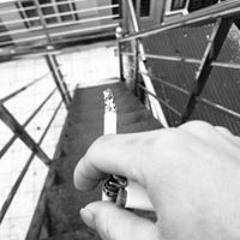 Người Ngoài Đường