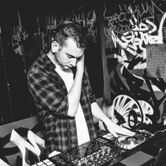 DJ Alan Farnan