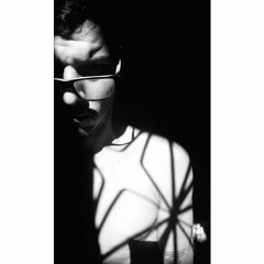 L É O    M A T H I L E S