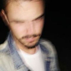 Crlos Enfquade