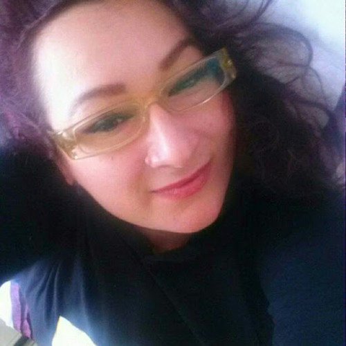 Emine Seidova (Emi)’s avatar
