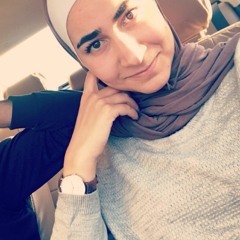 عائشة جلاد