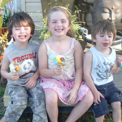 Angelina, Jett & McPhee