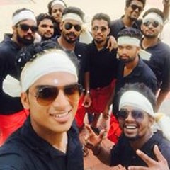 Vivek Rlz