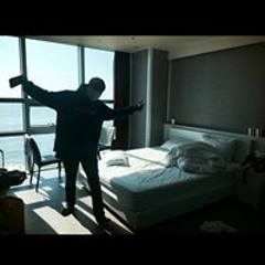 박진홍