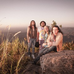 Banda RENEGADOS Além dos Rótulos