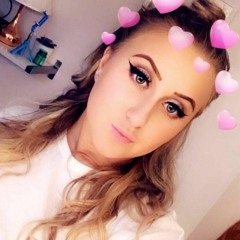 Kiera Divine