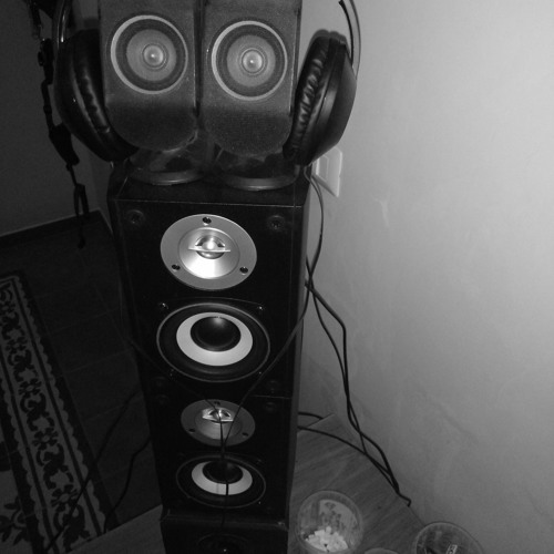 blessed white minimal techno