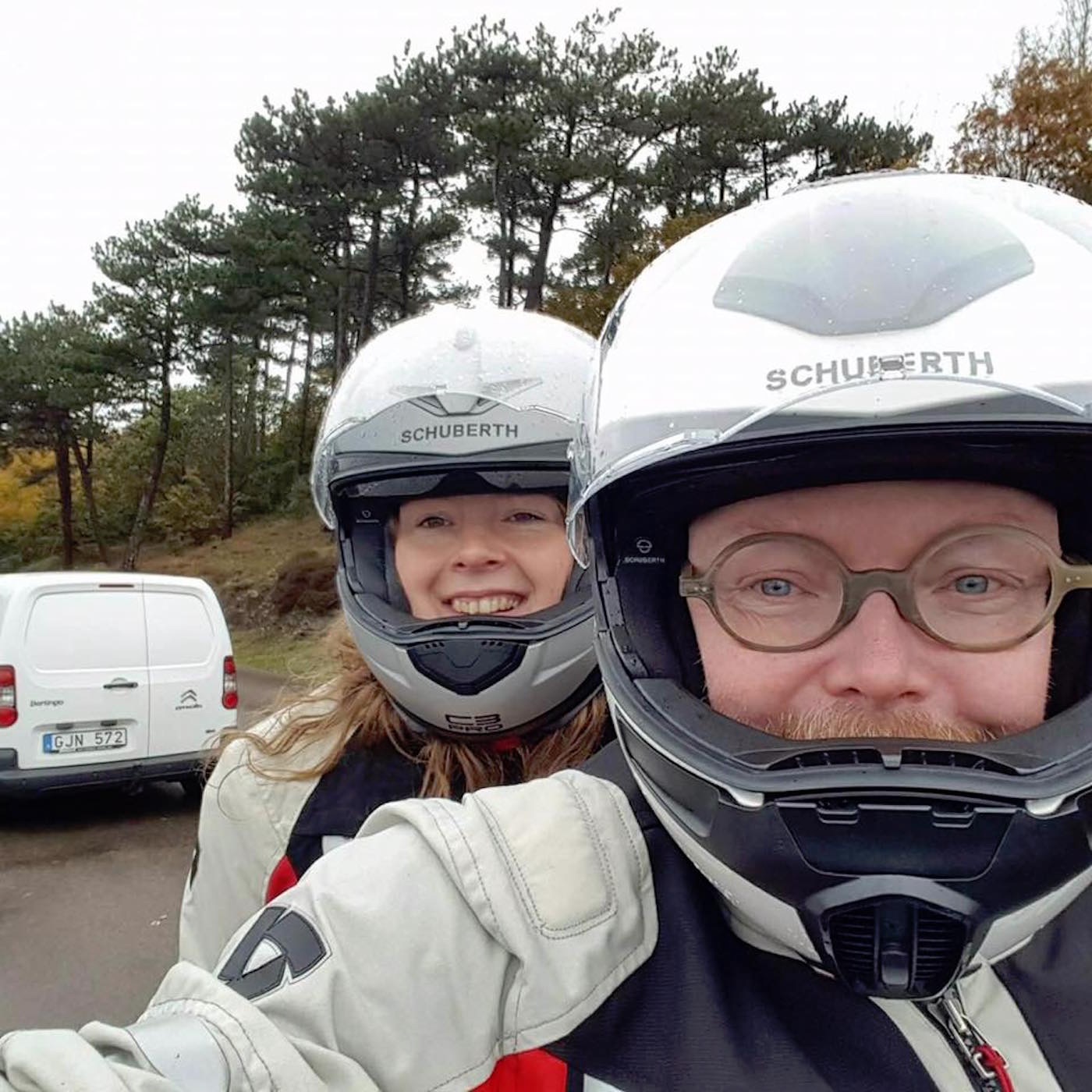 To klap for toiletbesøg af To klap for toiletbesøg