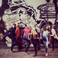 Highkicks & Facelicks