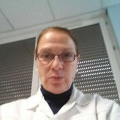 Nadia Djabali
