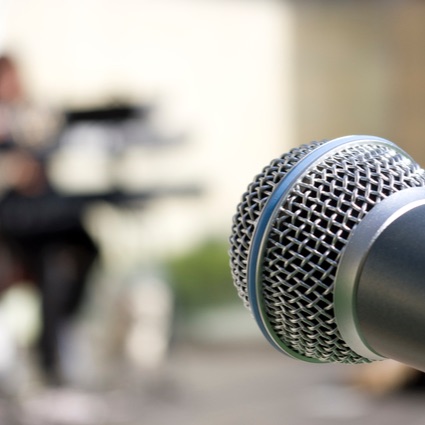 ブックレビュー なぜあの人は人前で話すのがうまいのか