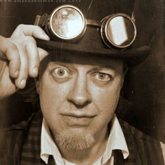 Tony Longworth (voice-over artist)