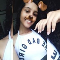 Lorena Almeida