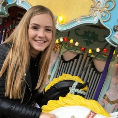 esmee_kusx