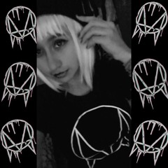 Leslaa Moore🌻👽.