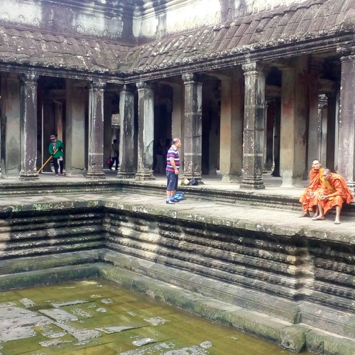 Stream HEAD IN THE SAND (LYRICS) by nosmit Listen online for free on