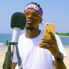 Mz Exclusive (Grona Gbana Peeking)