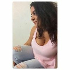 Ana Carolina Flores
