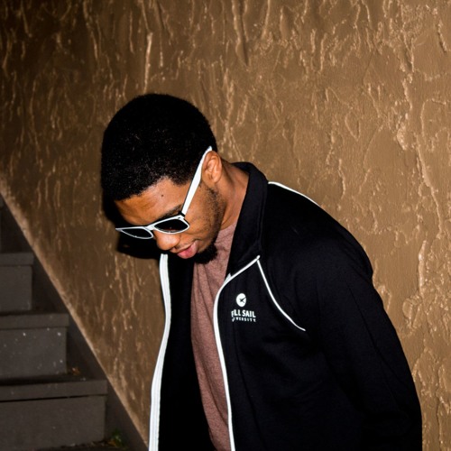 05. How Could I Play You ( Remix ) Ft. Star