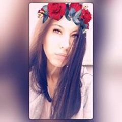 Лола Назарова