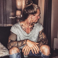 Dennis Schön