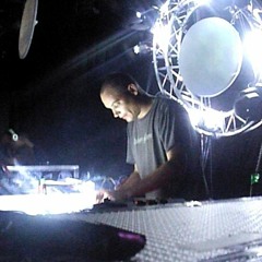 Azotek / Farfad system Live