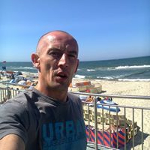 Arek Stanios’s avatar
