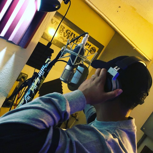 Stream DIAZ music | Listen to songs, albums, playlists for free on