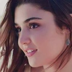 انا وصديقتى