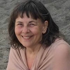 Joan Sinika Mennress