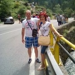 Tunde Es Sanyi Pesti