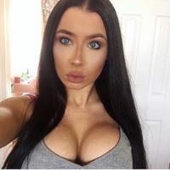 Naomi Davies