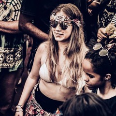 Letícia Lattari