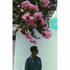 Uhthu Adil