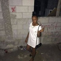 Shørtz Hîs Qûèèñ